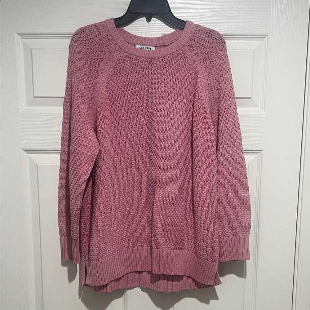 Old Navy Women's Dusty Rose Crew Neck Sweater